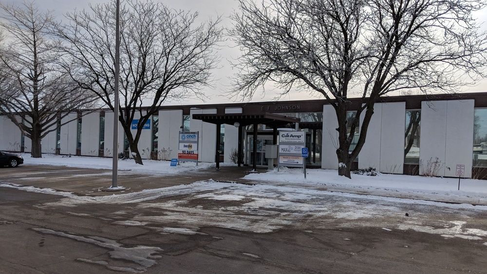Waseca-Johnson Ave.-299 SW: 299 Johnson Ave SW, Waseca, MN 56093
